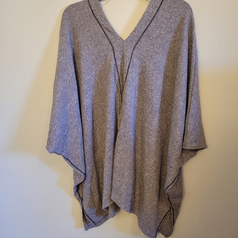 Jade by Jane pullover One Size